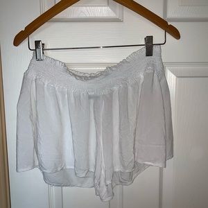 Brandy Melville white flowy shorts